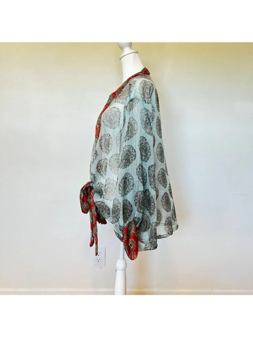 Free People Sheer Kantha Kimono Tie Front Boho Festival Top Shimmery Summer OS - Picture 4 of 7